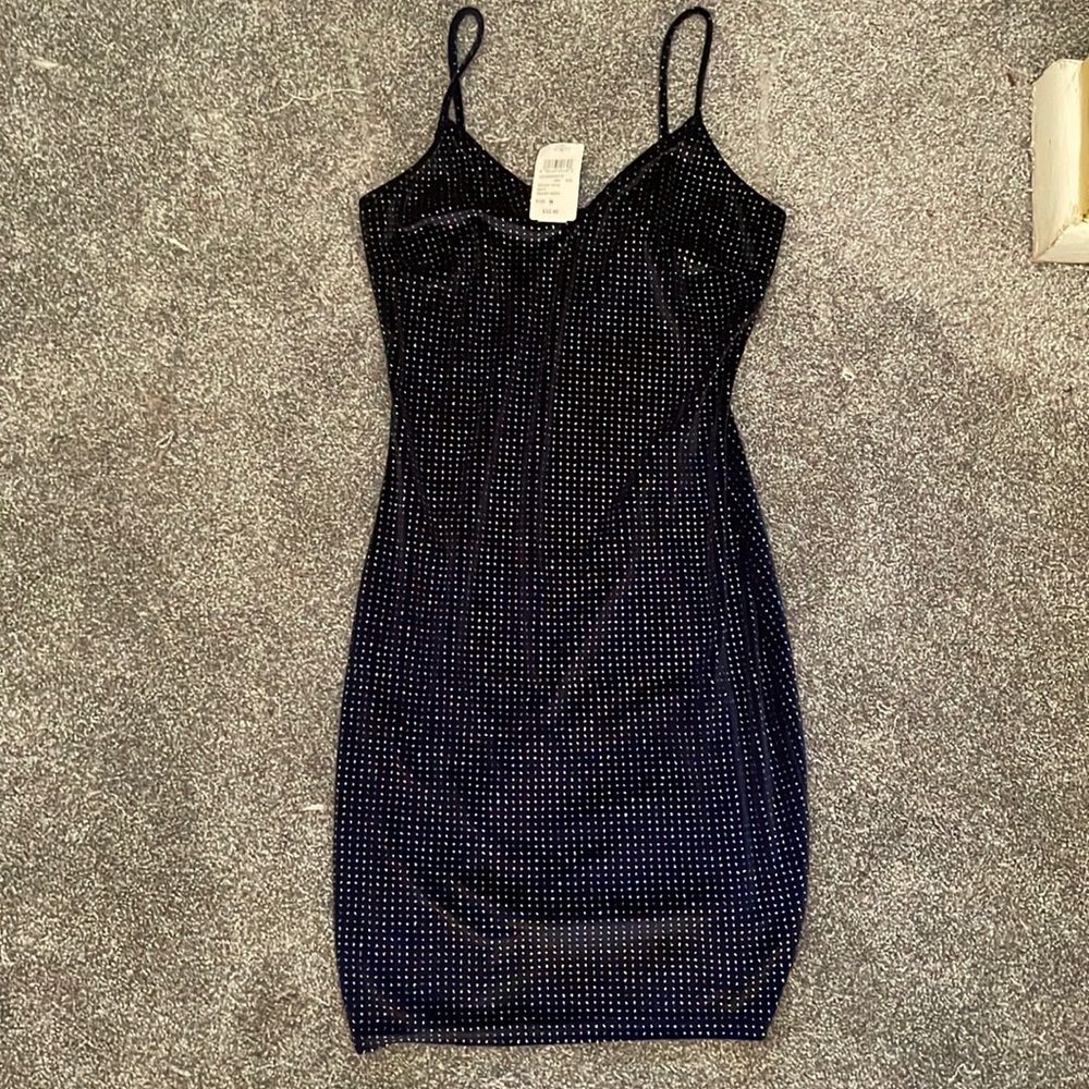 Windsor// Velvet navy v-neck bodycon